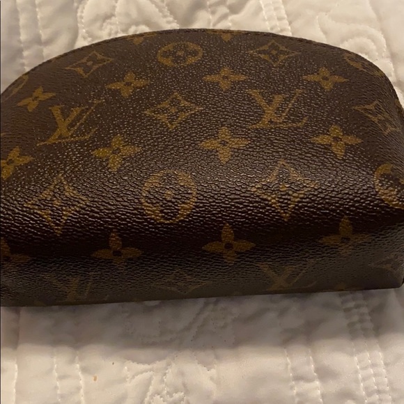 Louis Vuitton Handbags - Louis Vuitton Cosmetic
